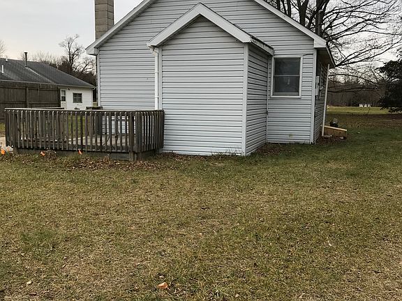 2nd image of 3840 67th St