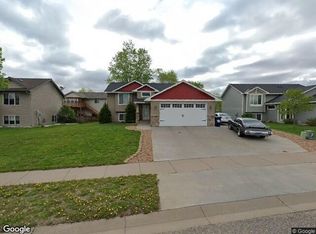 34 Meadowlark Dr, Hudson, WI 54016