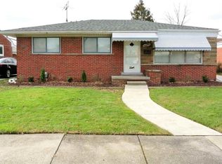 24615 Teppert Ave, Eastpointe, MI 48021