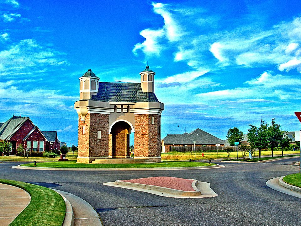 1st image of 16917 Madrid Cir