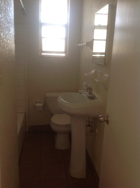 2nd image of 1029 Brady St APT 3
