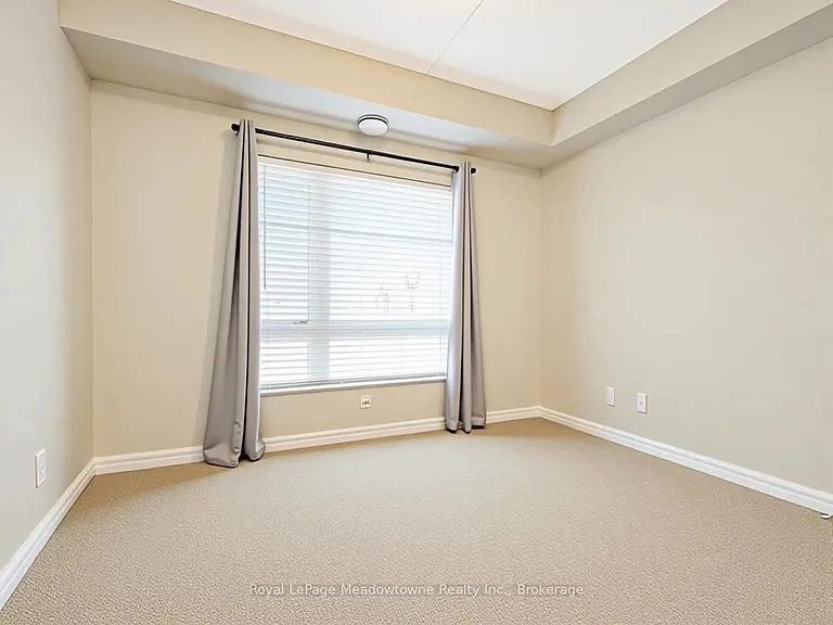 43 Goodwin Dr #307 — Photo 30