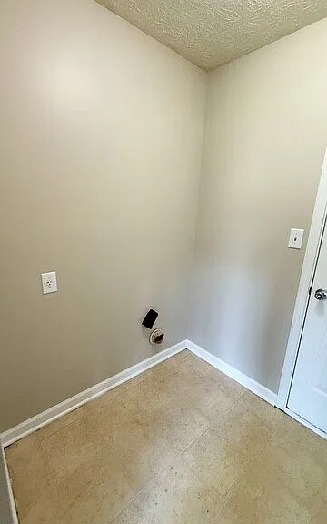 3412 Black Forest Ln — Photo 16