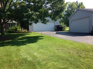 8641 Sunset Ct, Byron, IL 61010