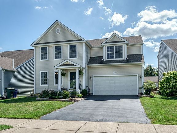 3rd image of 353 Lilyfield Ln
