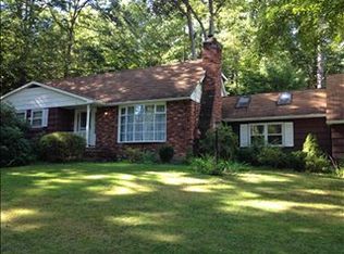 21 Vandebogart Rd, Woodstock, NY 12498