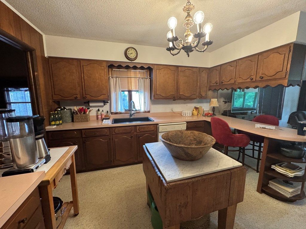 516 S Market St, Milan, MO - More