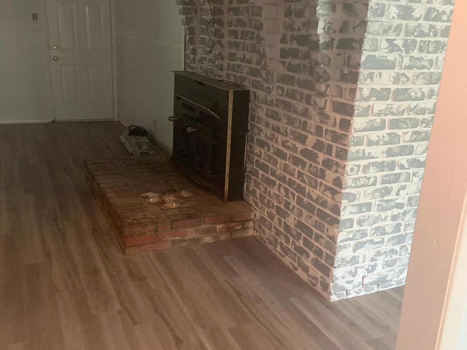 2nd image of 3501 Orient Dr