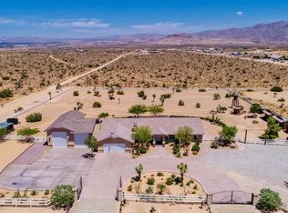 24328 Valley View Rd, Apple Valley, CA 92308