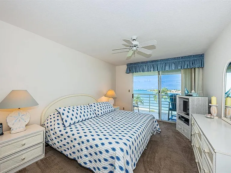 6001 Bahia Del Mar Cir #527 — Photo 15