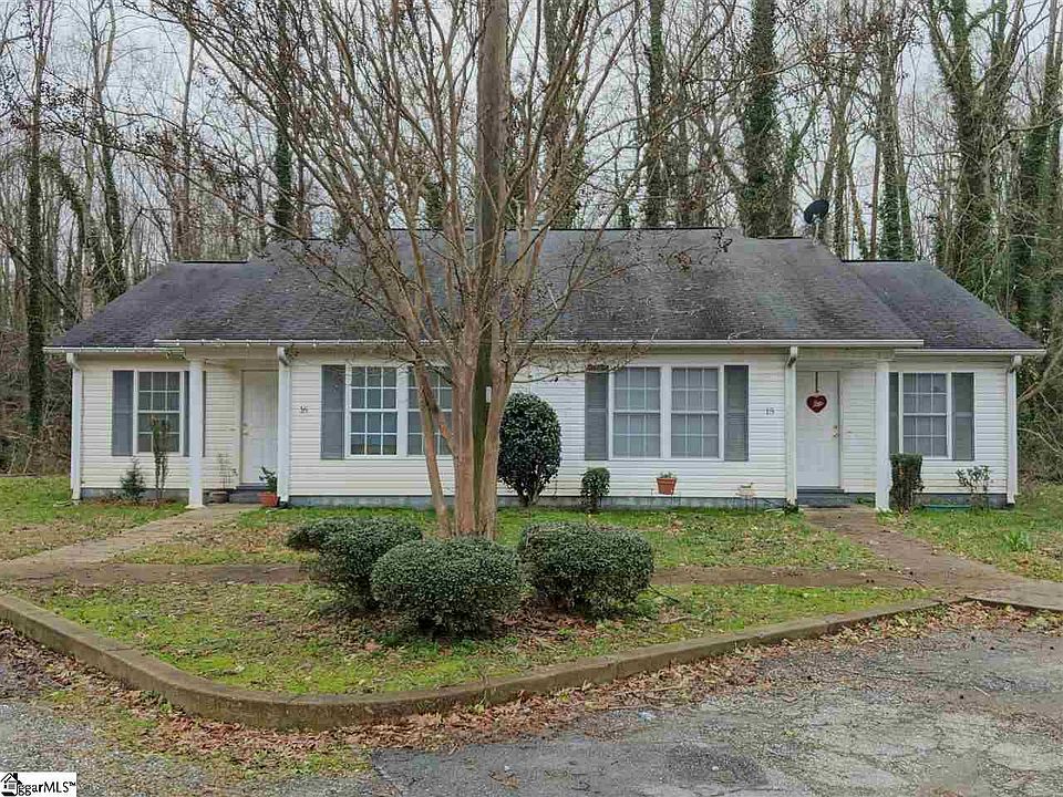 1st image of 15/16 Village West Ct