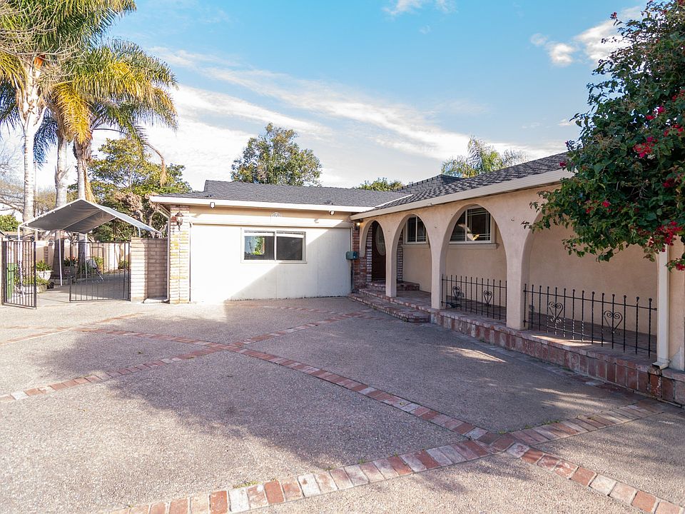 1st image of 2893 Cabrillo Ave