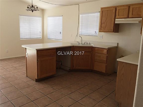 4th image of 6541 Fallona Ave
