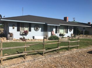 580 10th Ave, Kingsburg, CA