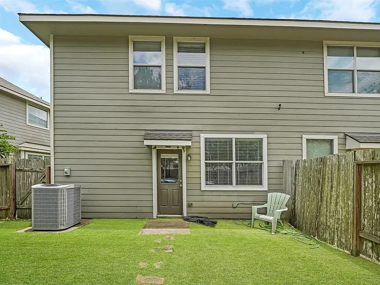 25214 Finchgrove Ln — Photo 11