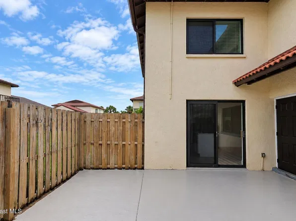 3255 Sea Oats Cir, Melbourne Beach, FL 32951