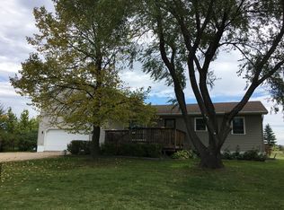 10090 451st Ave NW, East Grand Forks, MN 56721