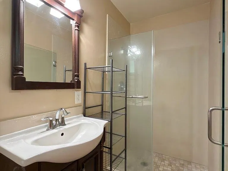 275 Cold Springs Rd — Photo 19