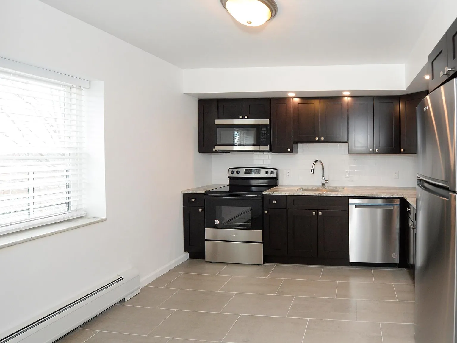 2 bed, $3,500 — Photo 3