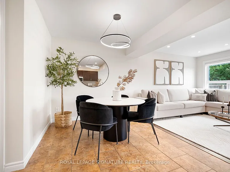 61 Thames Way — Photo 11