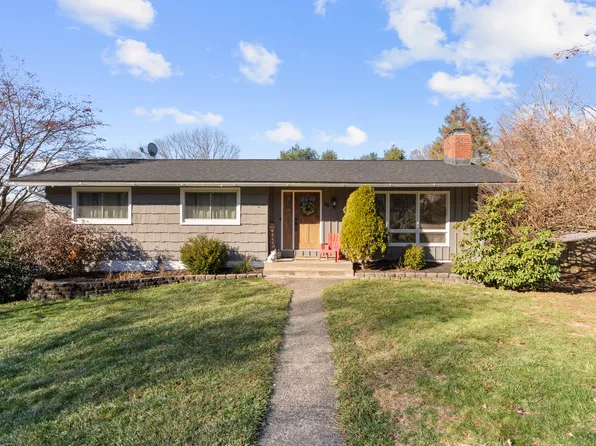 56 Kathy Drive, Seymour, CT 06483