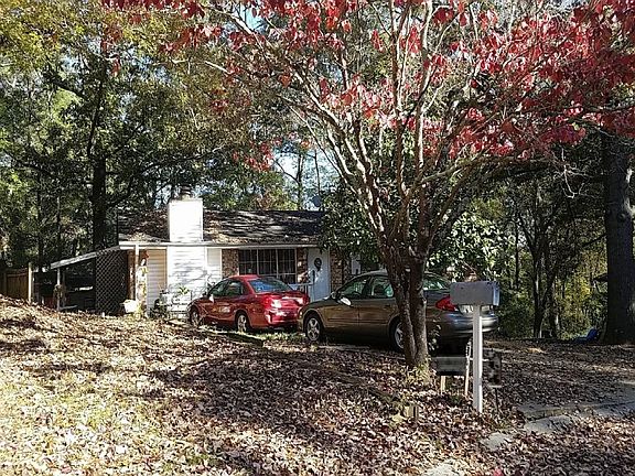 3rd image of 1044 Laurel Ct NW