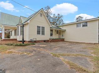 115 Asbell St, Irwinton, GA 31042