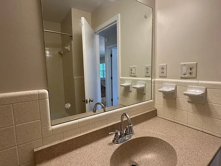 3486 Ormond Cir — Photo 19