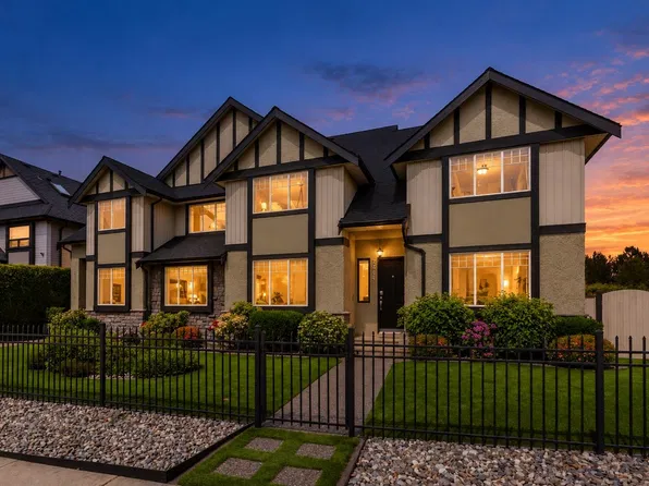 2484 Nile Gate #B, Pt Coquitlam, BC V3B 8B3