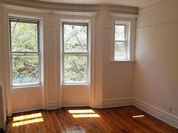 2nd image of 189 Saint Marks Ave #8