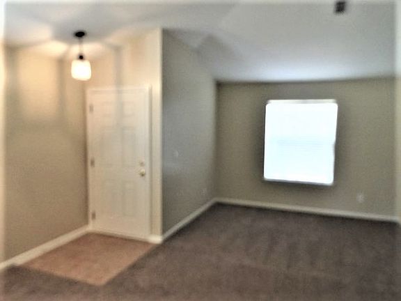 2nd image of 1360 Woodlawn Dr