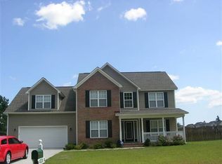 303 Trappers Rd, Hubert, NC 28539