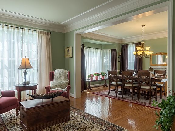 Formal Living and Dining 