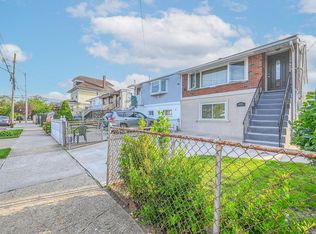 611 68th Bch, Arverne, NY