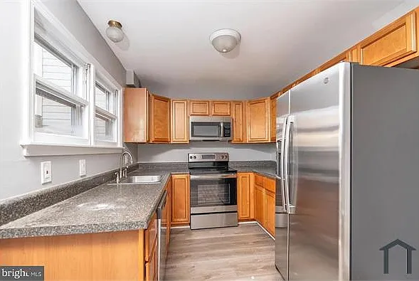 7662 Beth Noelle Ct — Photo 9