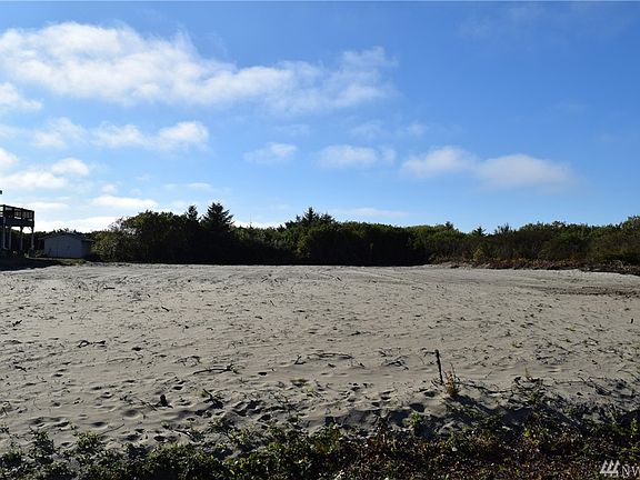 2nd image of 383 Sand Dune Ave SW