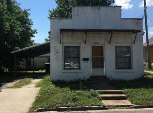 806 7th St, Monett, MO 65708