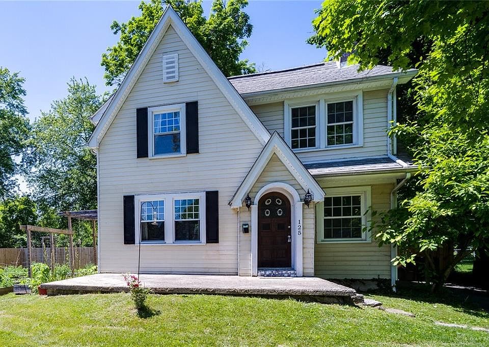 1st image of 125 Elm Hill Dr