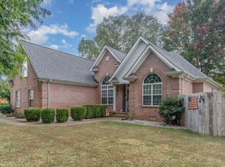 101 Lorelle Cir, Portland, TN 37148