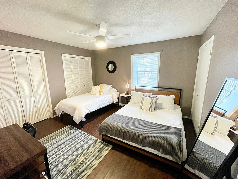 2413 Mission Hill Dr #C — Photo 29