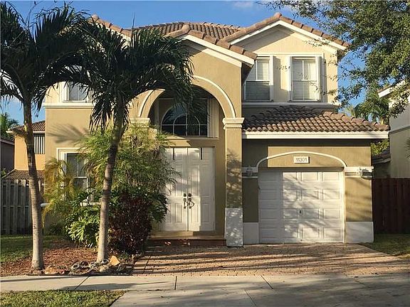 2nd image of 11301 NW 47th Ln #U 11301
