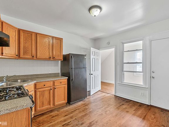 4th image of 5309 W Berenice Ave