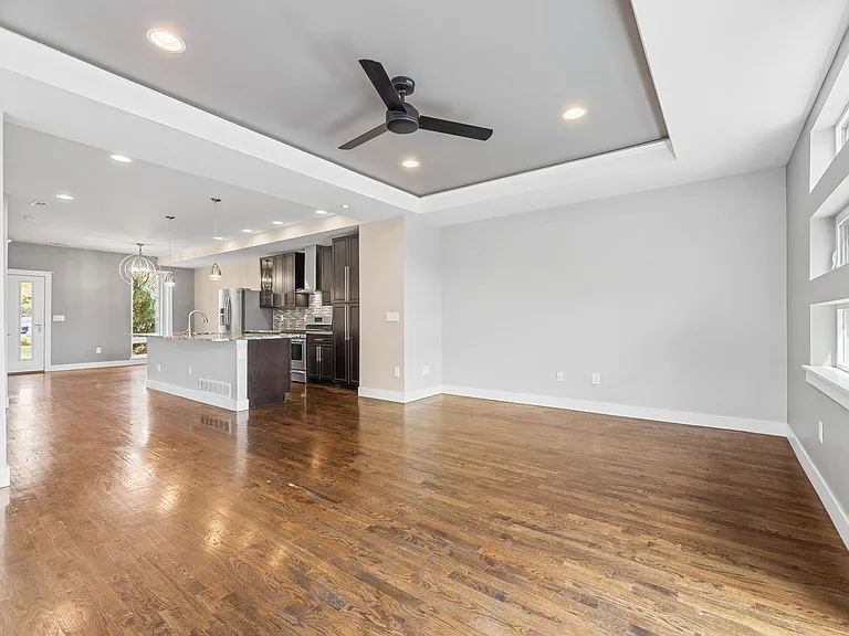 1040 Tennyson St — Photo 13