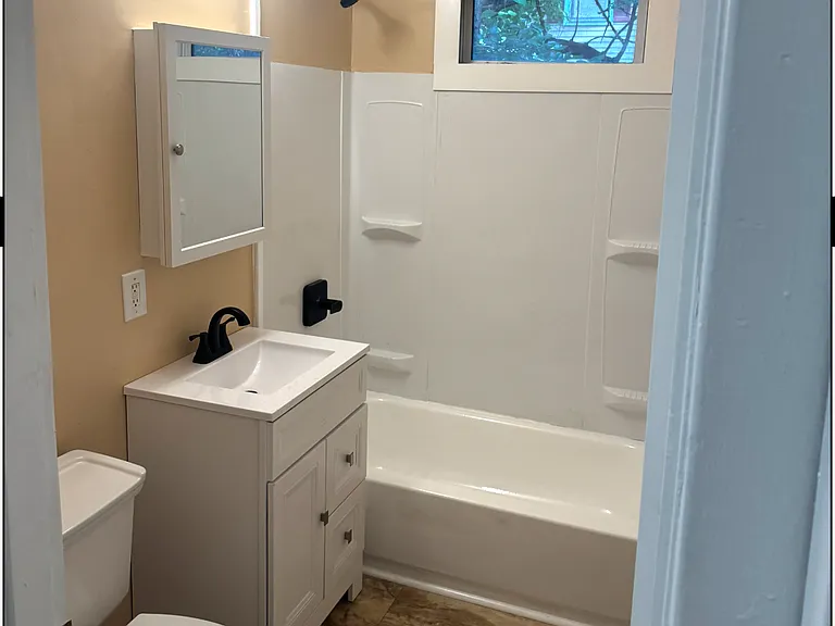 2151 Philadelphia Dr — Photo 10