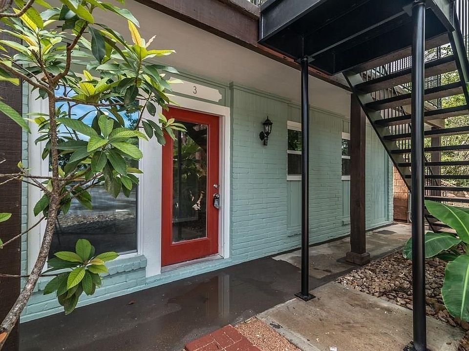1st image of 1819 Cove Park Dr #3