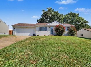 143 Bertrand Dr, Saint Louis, MO 63129