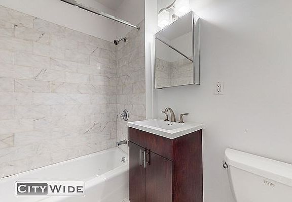 4th image of 415 E 78th St #B