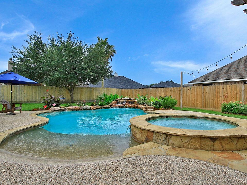 1st image of 8419 Marchelle Ln