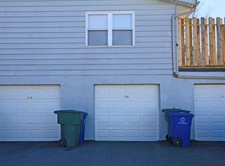 713 Cherry Hollow Rd, Columbus, OH 43228