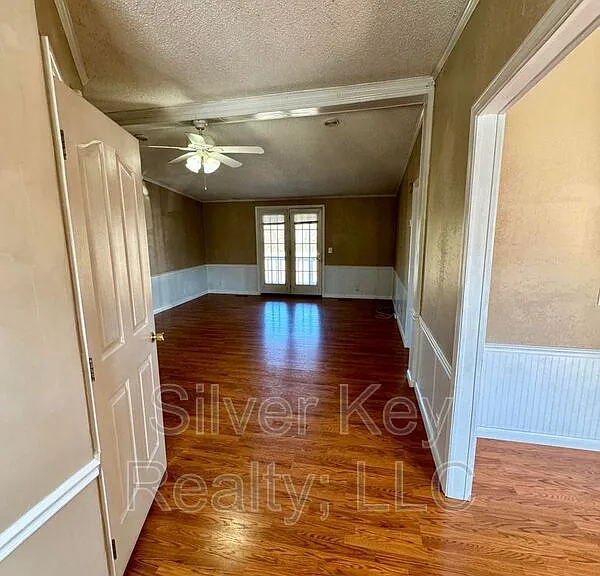 388 River Rd — Photo 7